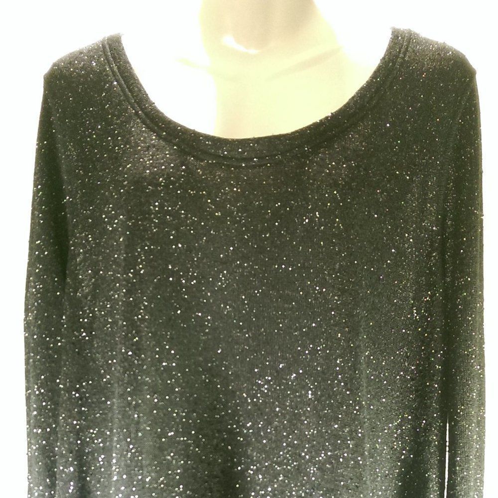 LANE BRYANT BLACK SHIMMER SYNTH WOMAN'S TOP 22-24